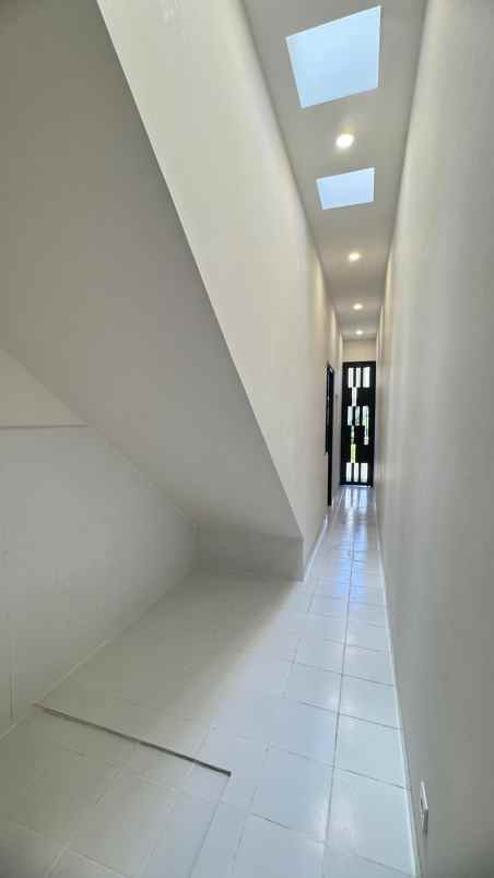 rumah new gress woodland citraland surabaya barat