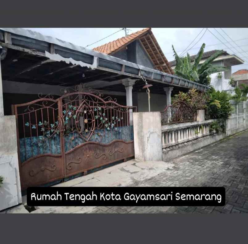 rumah patiunus gayamsari semarang