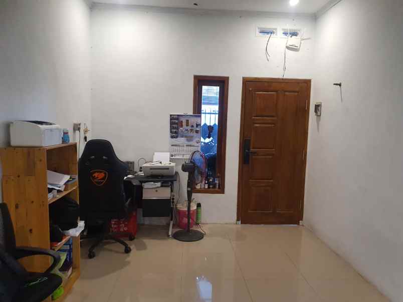 rumah pojok di mondoroko dijual cepat