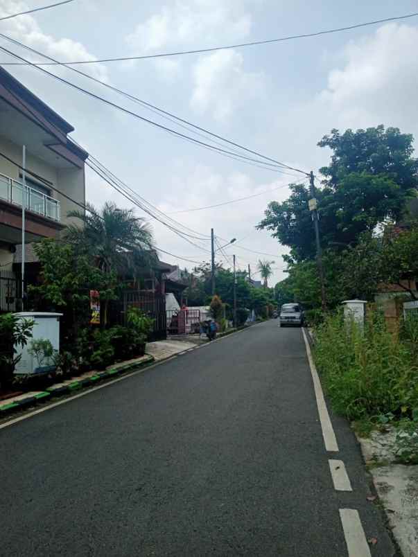 rumah pondok kelapa duren sawit