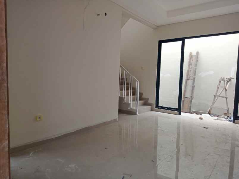 rumah ready siap huni 2lantai di jatisampurna bekasi