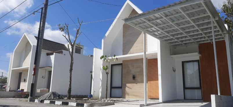 rumah scandinavian rasa villa wonogiri kota