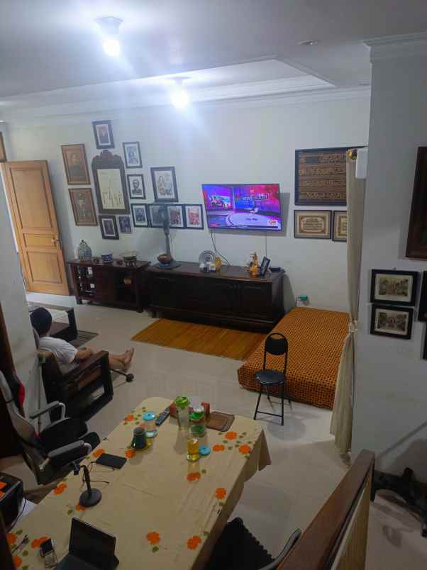 rumah second dalam cluster di jagakarsa jaksel