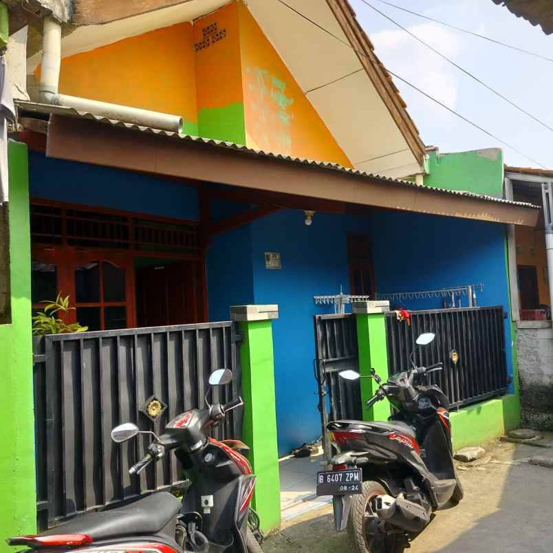 rumah second murah di mampang depok