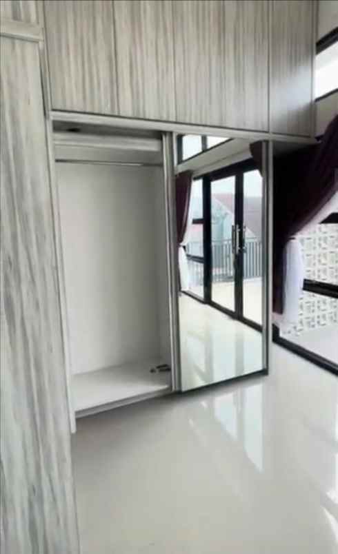 rumah siap huni 2 lantai dalam cluater di tanah baru