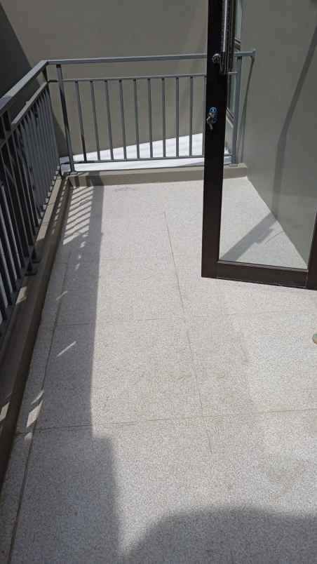 rumah siap huni dalam cluster di pasar kemis tangerang