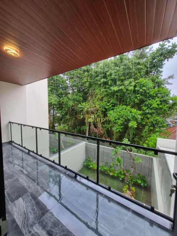 rumah siap huni desain kontemporer di jogja utara