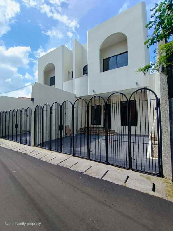 rumah siap huni di kelapa dua kebon jeruk jakbar