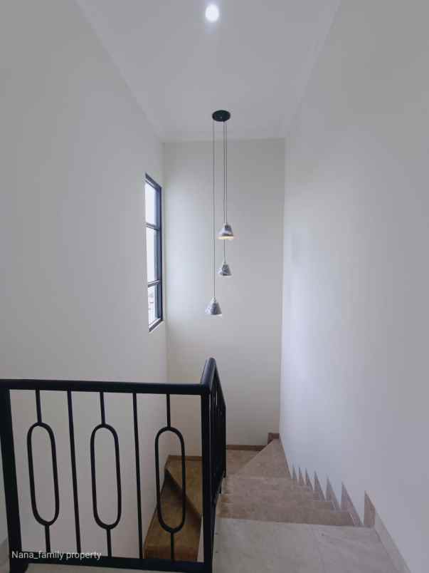 rumah siap huni di kelapa dua kebon jeruk jakbar