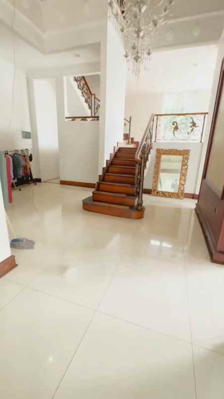 rumah tinggal di kelapa cengkir kelapa gading