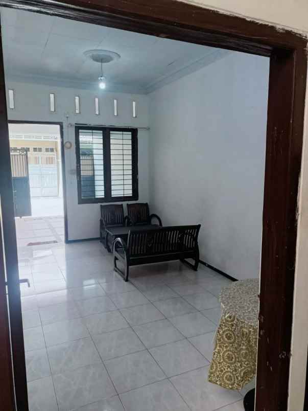 rumah under 1m jalan libra karang empat surabaya timur