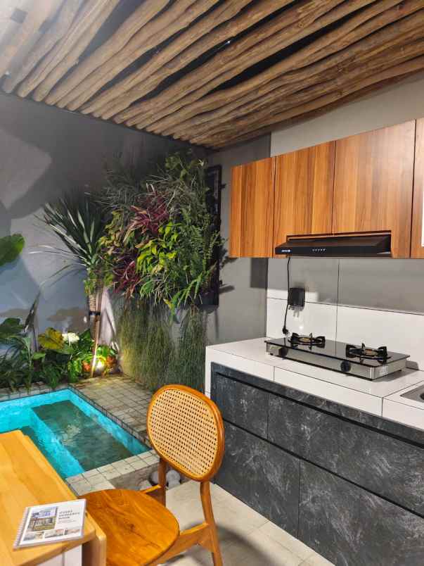 rumah villa cantik spool di kbp