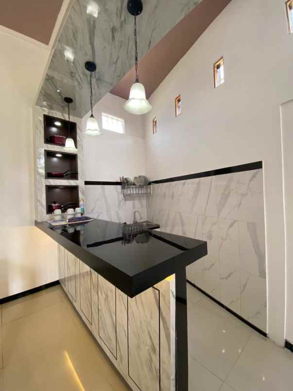 rumah villa kota batu