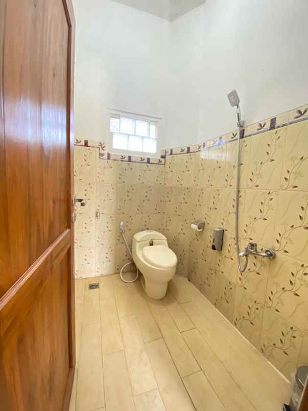 rumah villa kota batu