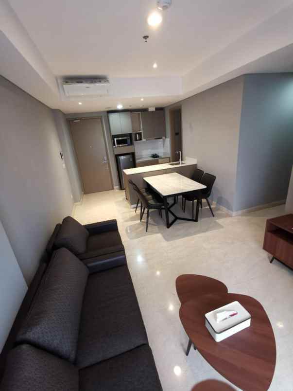 sewa apartemen furnished gold coast pik