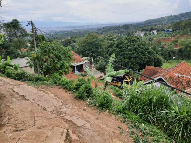 tanah 318 m cocok untuk vila dijual cepat