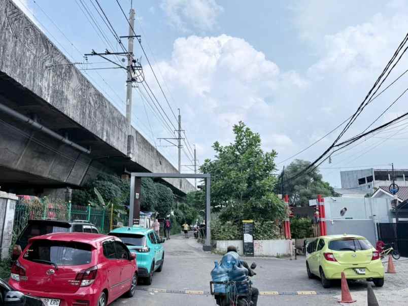 tanah bonus bangunan strategis menteng jakarta pusat