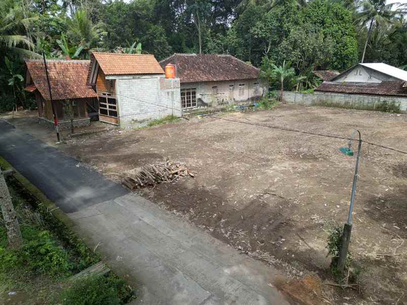 tanah kavling strategis di seyegan sleman barat