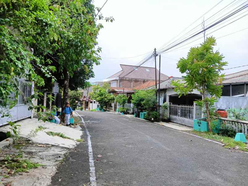 tanah kawasan elite jalan tengger samping akpol