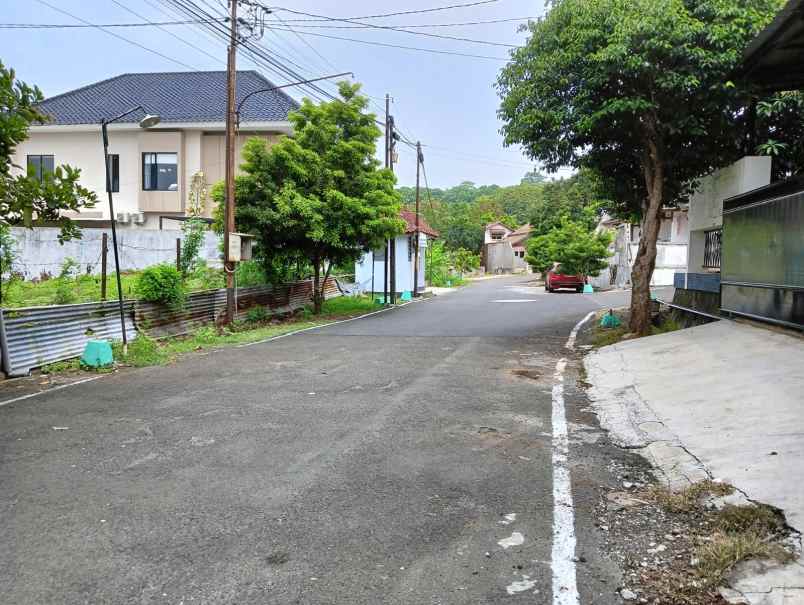 tanah kawasan elite jalan tengger samping akpol