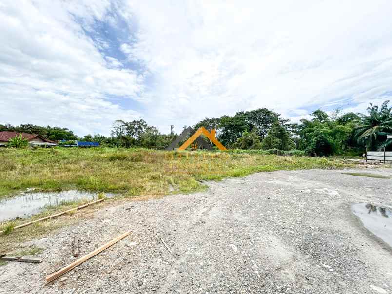 tanah kosong di jalan lintas binjai stabat karang rejo