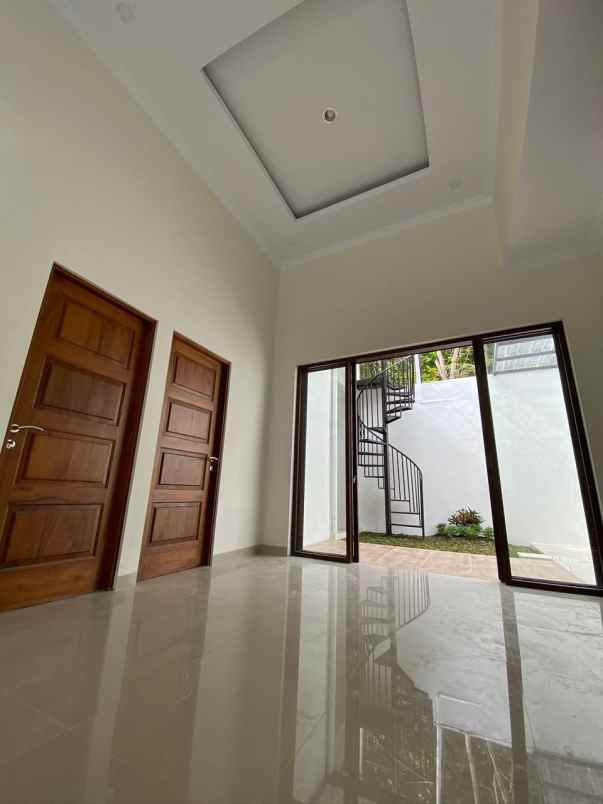 terjual 5 unit rumah tinggal 1 unit rumah tersisa