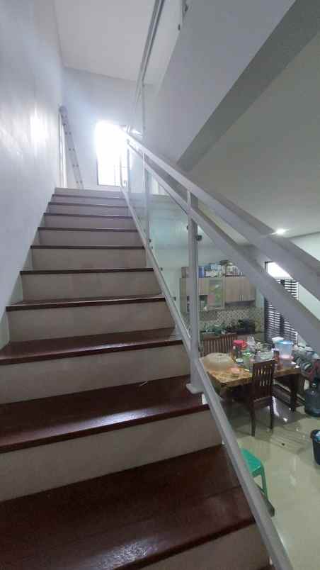 termurah di meruyung dalam komplek 5 kamar tin