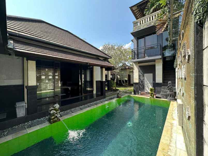 2 bedroom villa for rent close sidewalk jimbaran bali