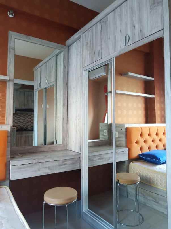 apartemen green pramuka city disewa tahunan siap huni