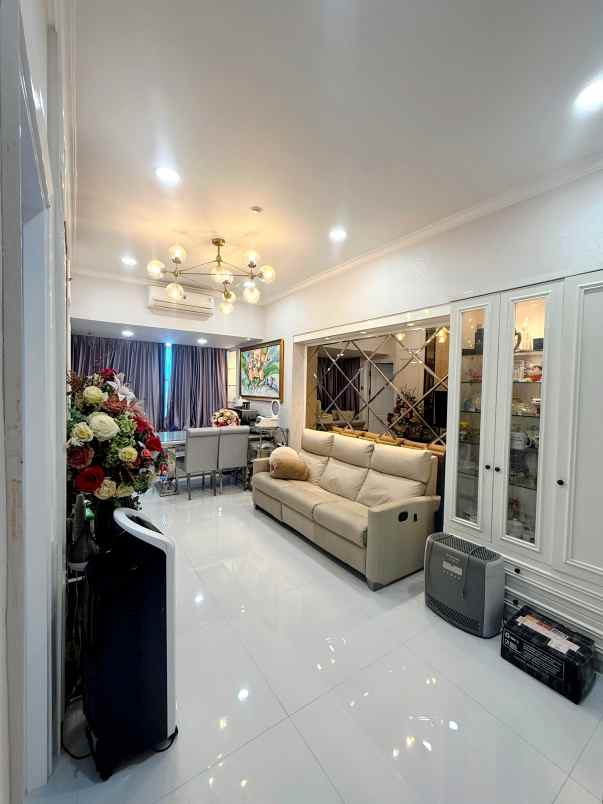 dijual apartemen anderson pakuwon indah