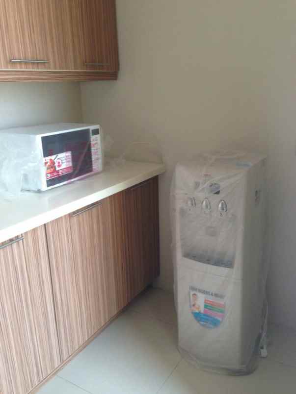 dijual apartemen apartemen adhiwangsa