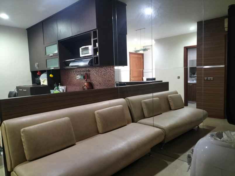 dijual apartemen kelapa gading barat kelapa