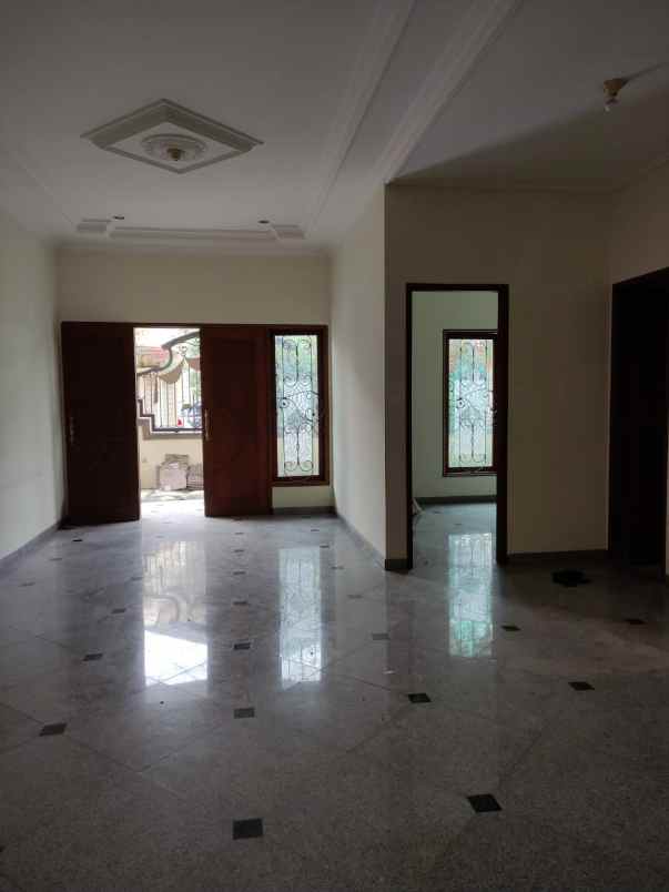 dijual apartemen kertajaya indah