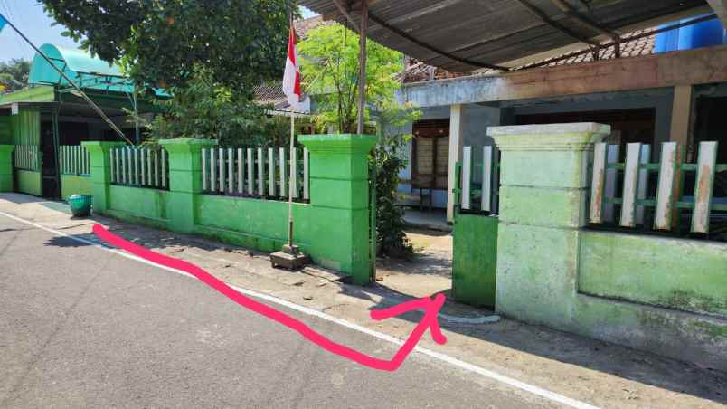 dijual cepat rumah di jln merbabu timur solo