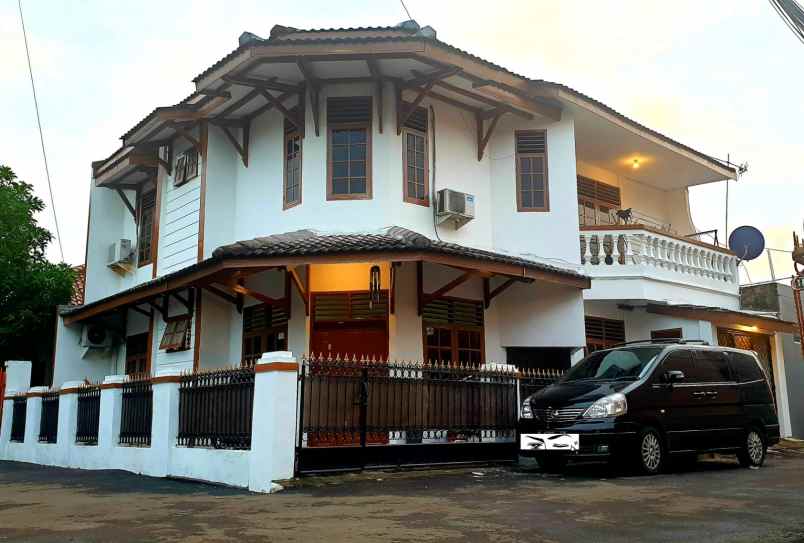 dijual cepat rumah tinggal 2 lantai pondok gede bekasi