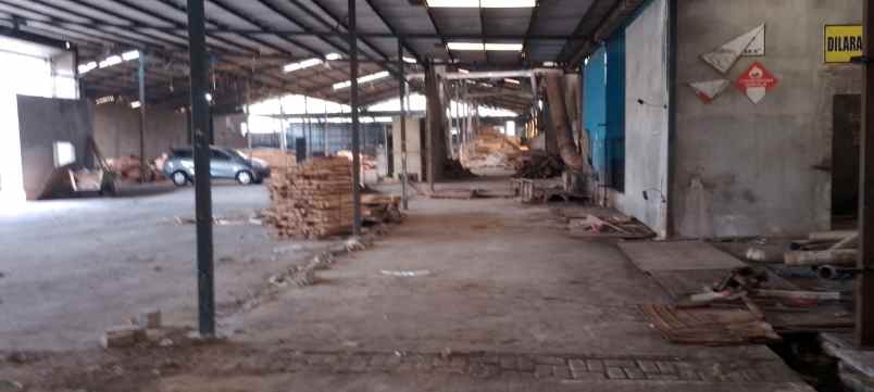 dijual gudang di lawang