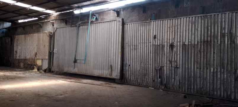 dijual gudang di lawang