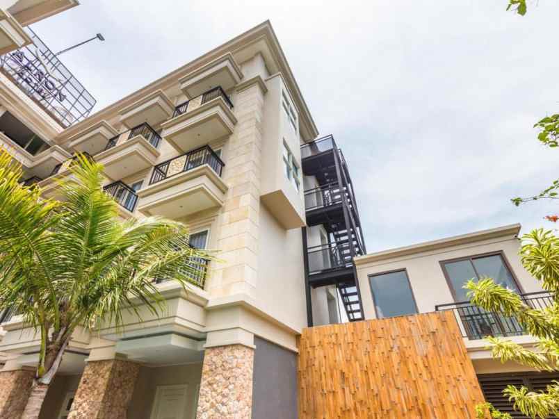 dijual hotel jl blambangan kuta kec