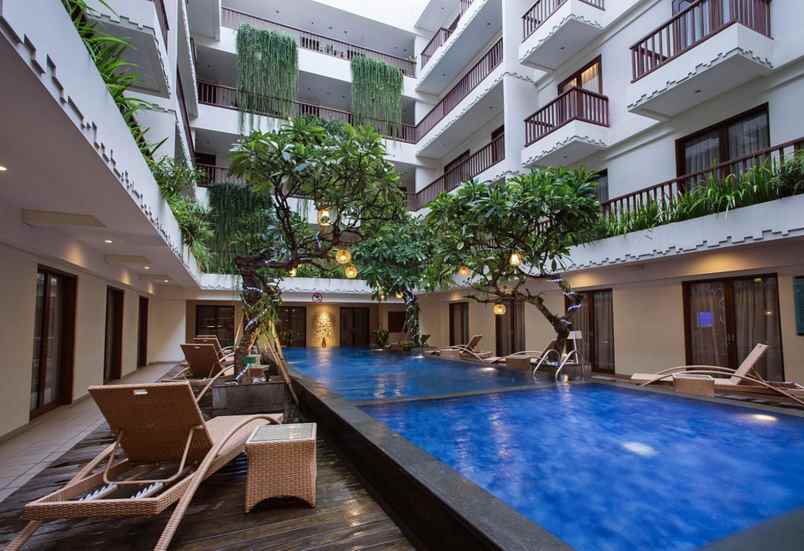dijual hotel jl sunset road seminyak