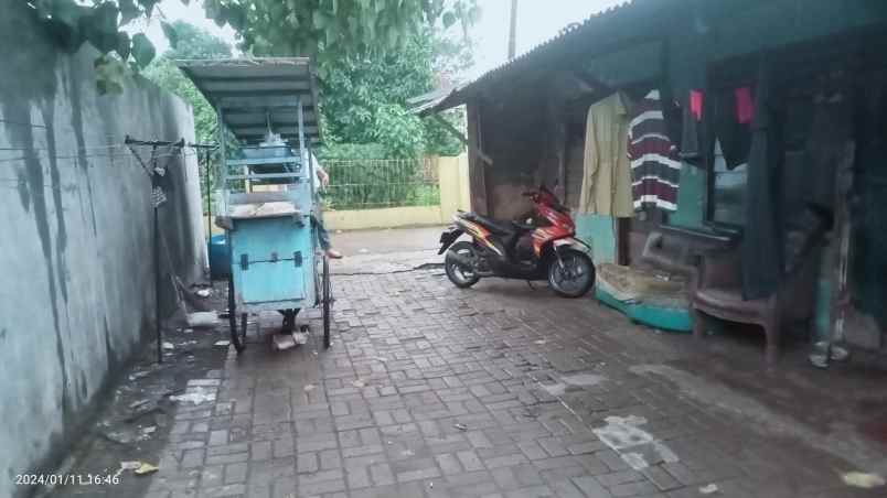 dijual kontrakan 8 pintu 329 m2 pedurenan kota bekasi