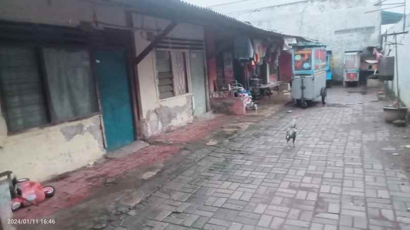 dijual kontrakan 8 pintu 329 m2 pedurenan kota bekasi