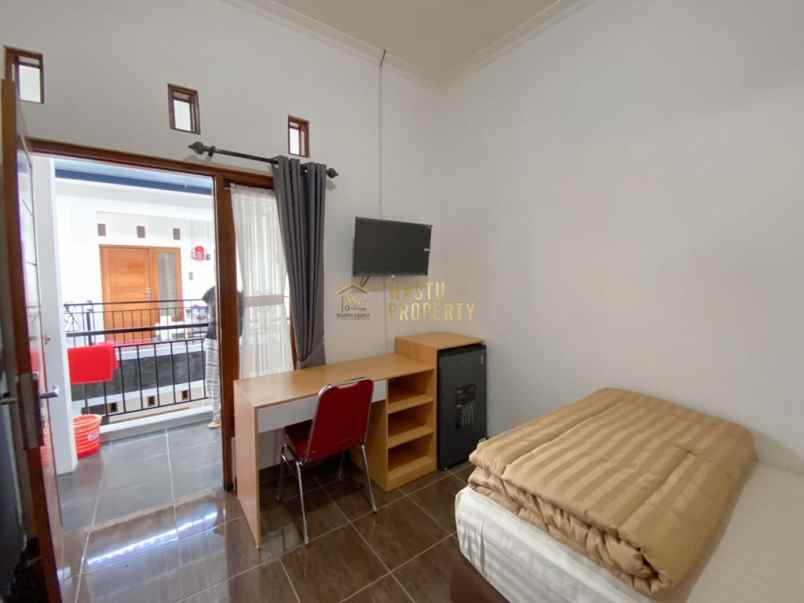 dijual kost caturtunggal kec depok