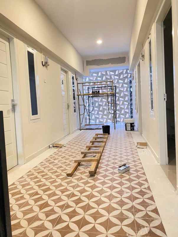 dijual kost condong catur