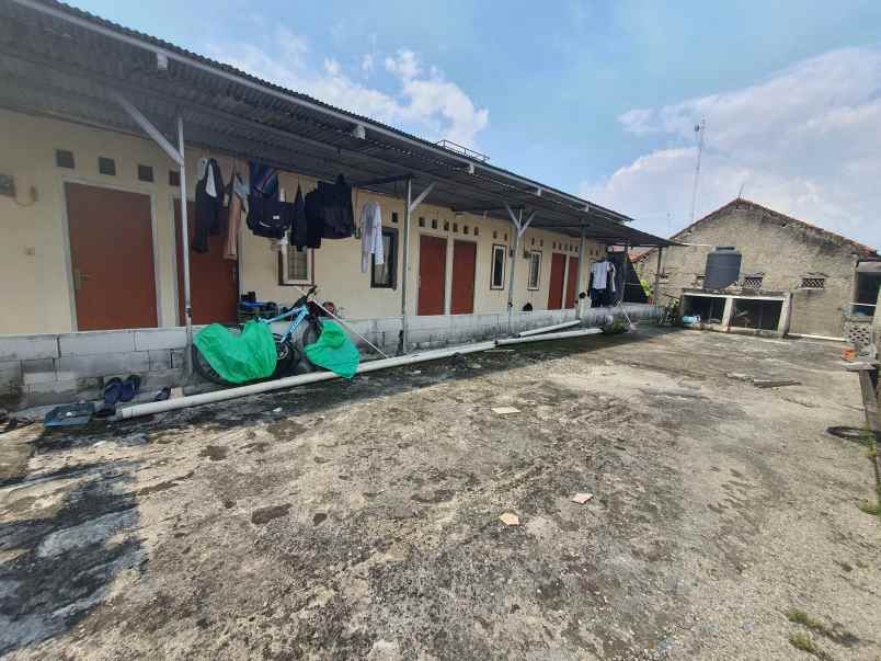 dijual kost jl kalimongso jurang mangu