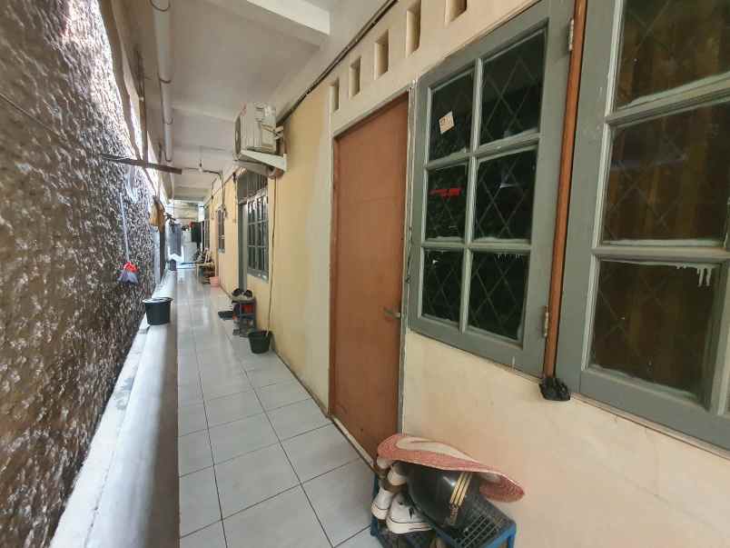 dijual kost jl kalimongso jurang mangu