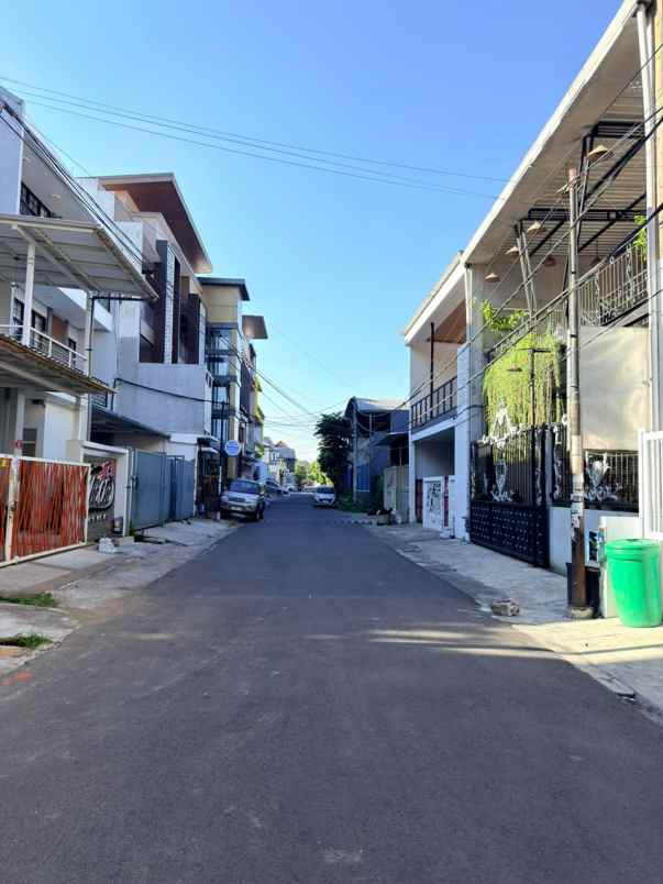 dijual kost lowokwaru