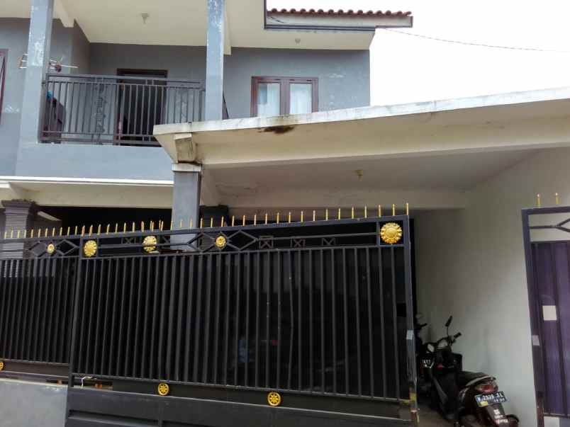 dijual kost mayjend pandjaitan