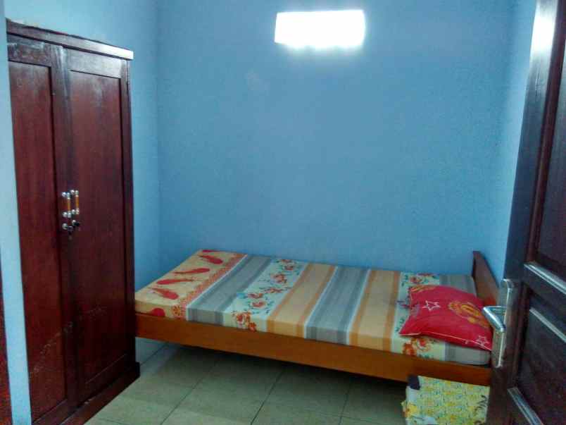 dijual kost mayjend pandjaitan