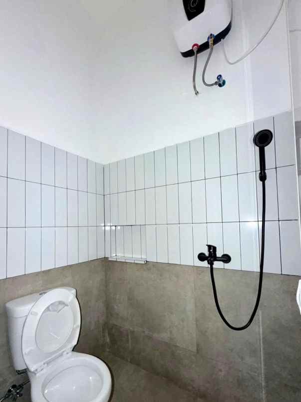 dijual kost pandanaran kaliurang km 12 5
