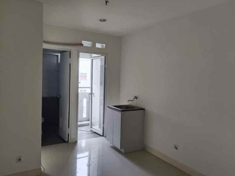 dijual murah apartment green pramuka city kosongan